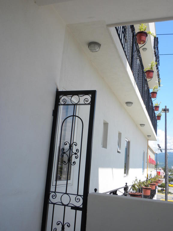 Hotel La Terminal Ixtapa  Exterior photo